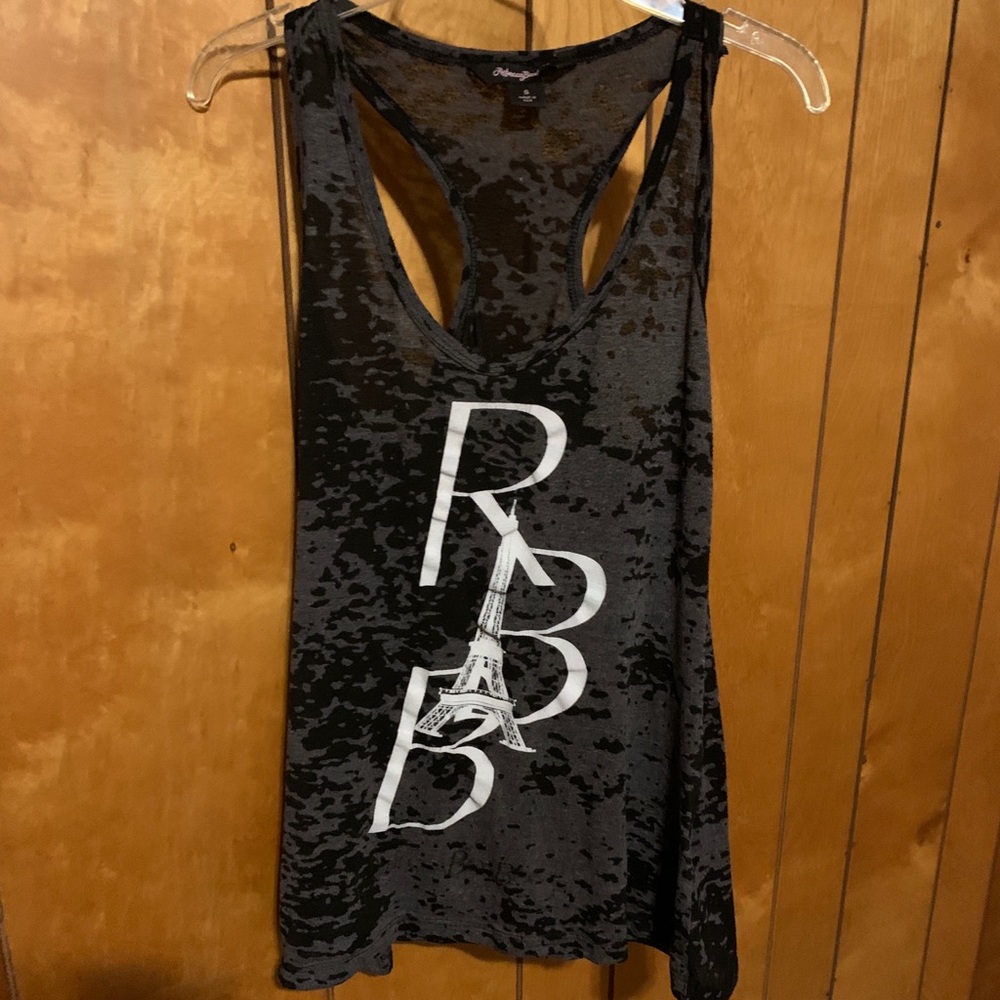 Woman’s tank